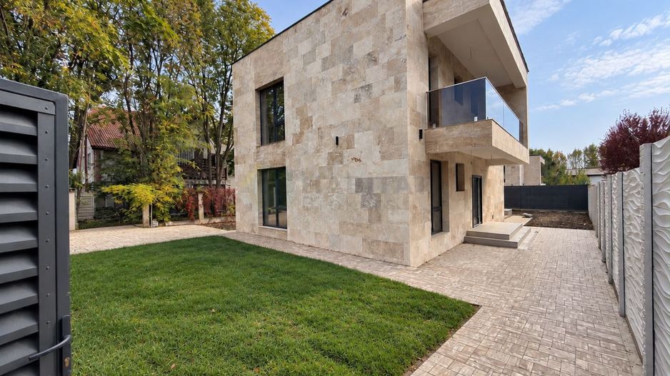 Vilă cu 6 camere, teren 420 mp, Tunari-zona Primariei - Poză 2