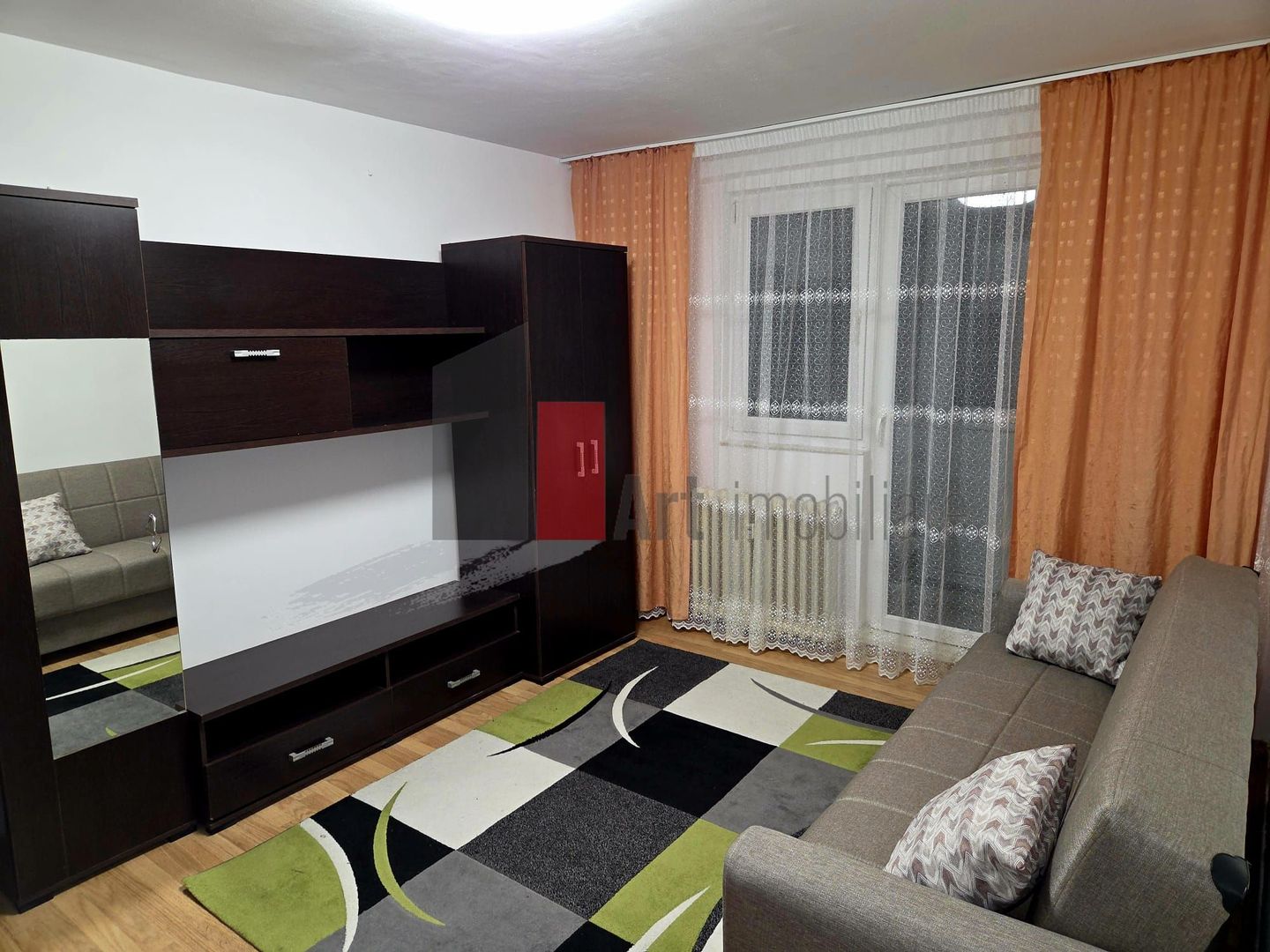 2 camere Drumul Taberei  - Raul Doamnei - Poză 1