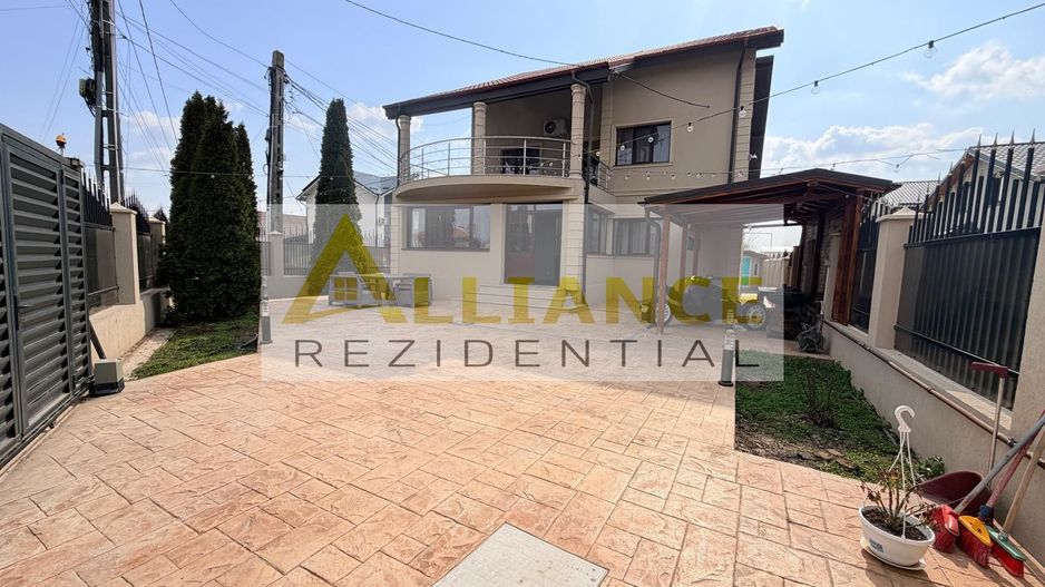 Vila spatioasa cu 9 camere foisor magazie curte amenajata complet - Poză 2