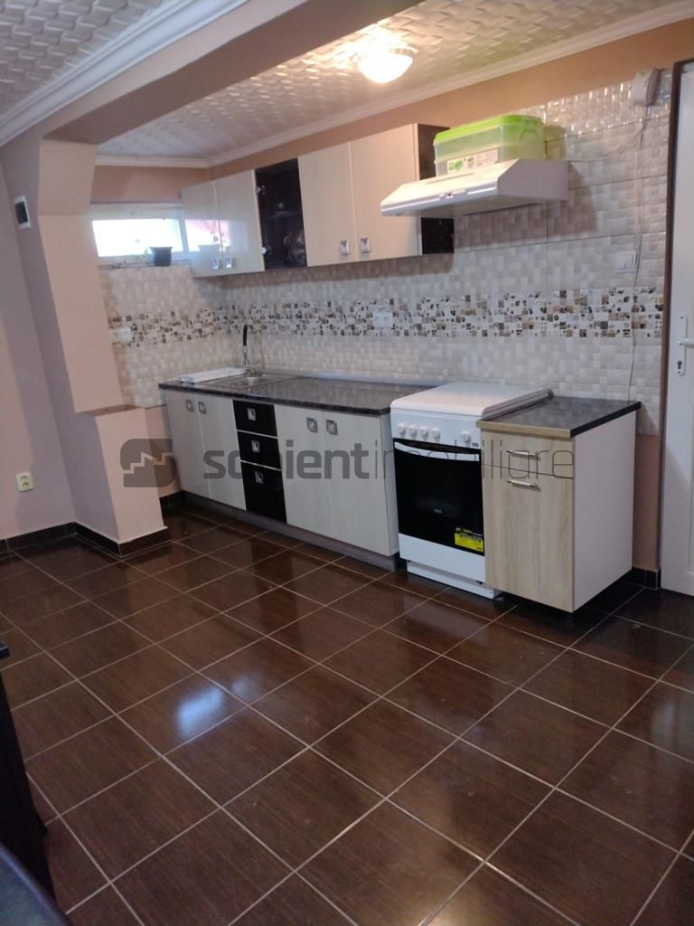 Sapient | Casa cu 2 nivele in Oradea - Poză 5