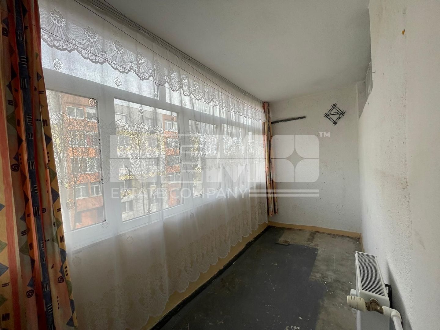 GARSONIERA SPATIOASA CU BALCON INCHIS | ZONA LINISTITA | RADAUTI - Poză 5