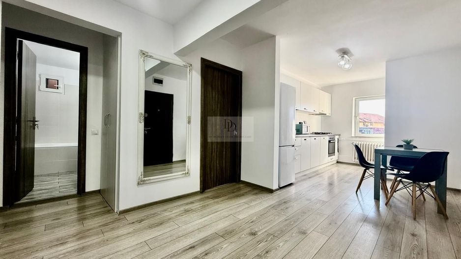 Apartament de inchiriat cu 3 camere decomandate-in Cartier Marasti - Poză 1