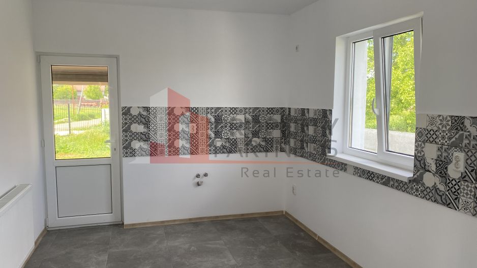 Casa P+1 in Sabareni. - Poză 8