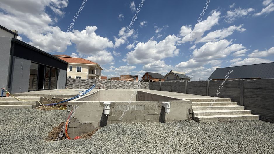 Vila moderna cu structura metalica, tehnologie NZEB si piscina | Giarmata - Poză 6