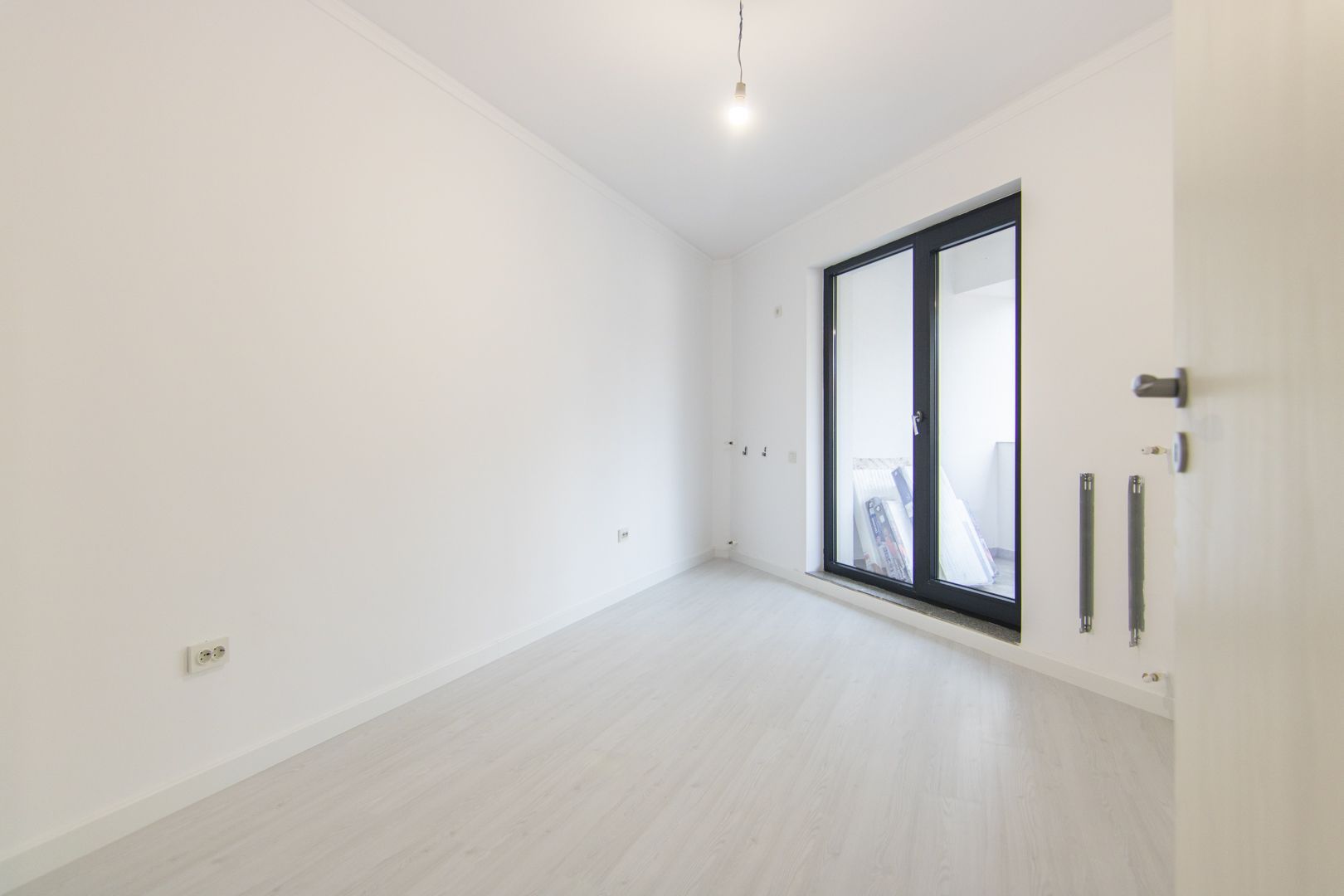 Crangasi, 2 Camere, Decomandat, 10 Minute De Metrou, Gata De Mutare, Finalizat - Poză 12