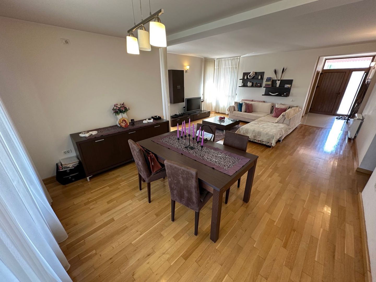 Casa individuala cu garaj  în spate la IKEA - Poză 8