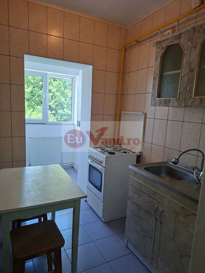 De inchiriat apartament cu o camera, I. C. Frimu, et. 4/4, 1250 lei - Poză 6