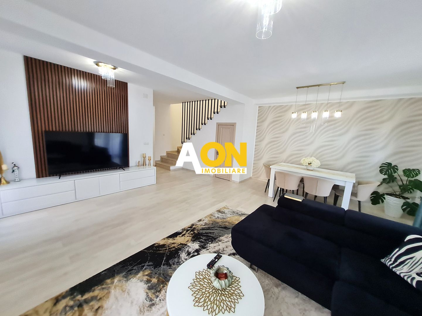 Duplex, 4 Camere, 128 mp, Teren 230mp, Mobilat si Utilat, Zona Cetate - Poză 2