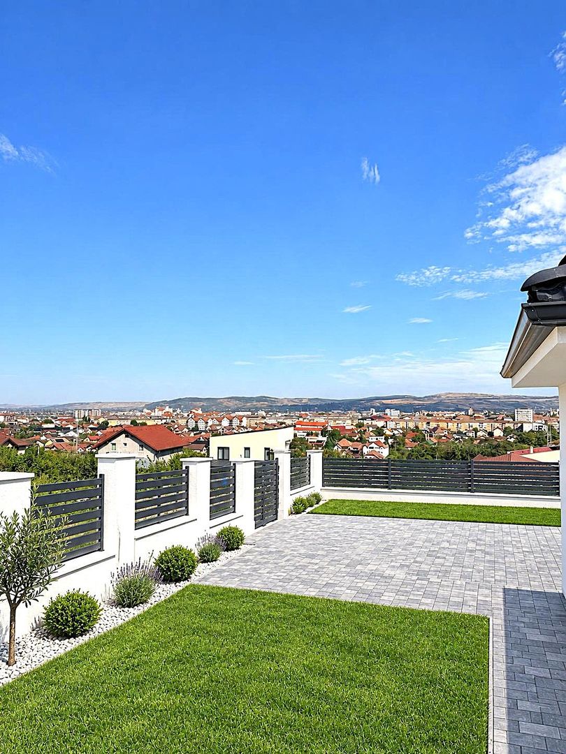 Vilă Premium cu Panoramă Deosebită in Ansamblu Rezidențial de Lux - Poză 1