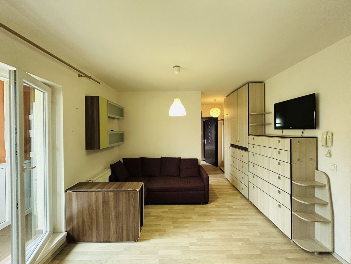Apartament 2 camere, la cheie, balcon, boxa, loc de parcare - Poză 11