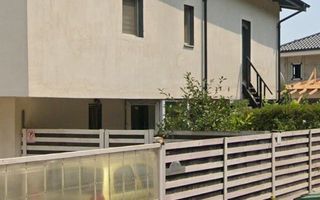 Vilă modernă cu 4 camere, lângă pădure, în Tunari - Poză 2