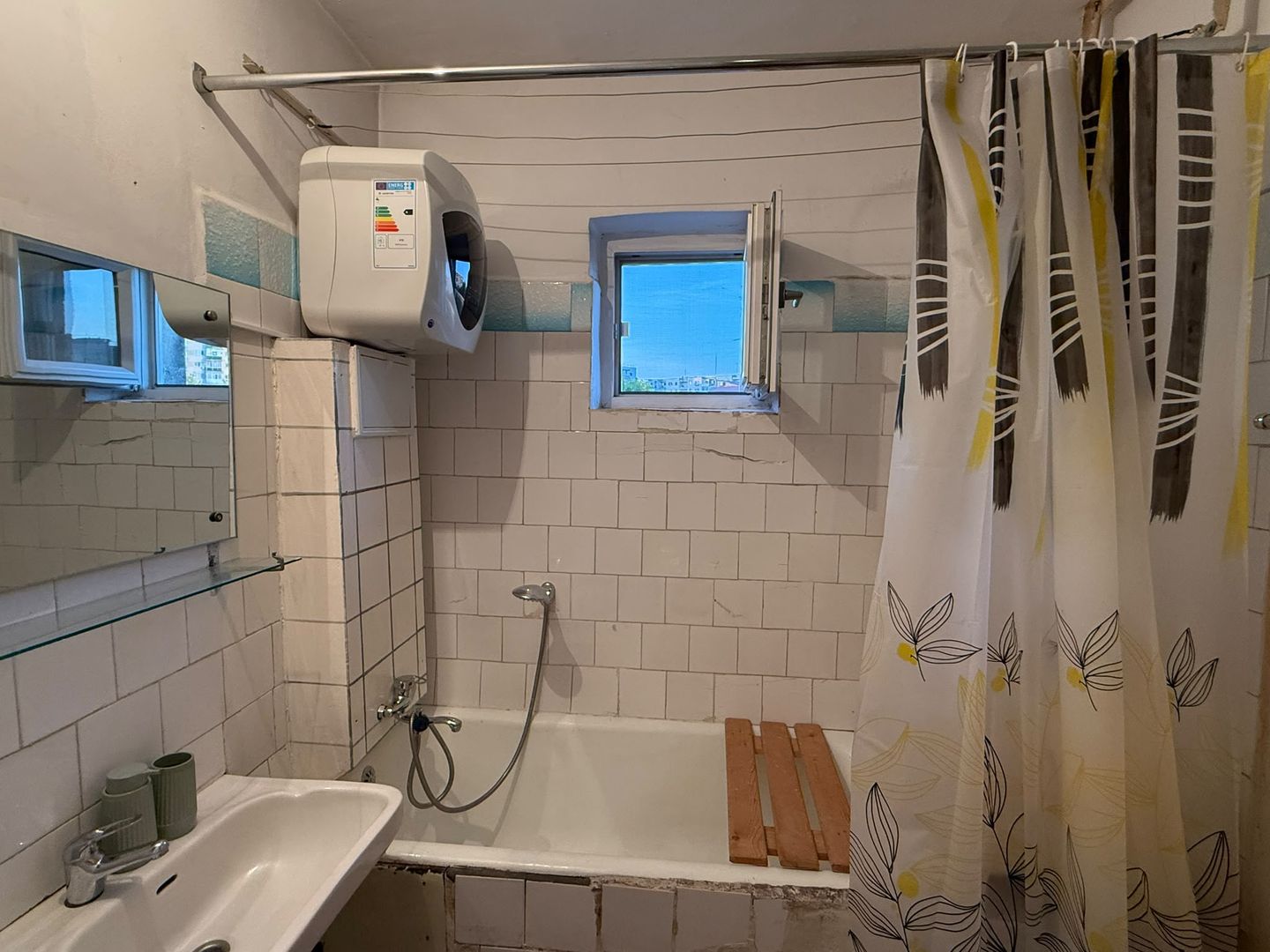 INCHIRIERE Apartament cu 2 camere in zona Militari - Poză 11
