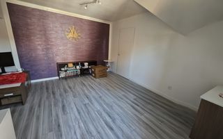 Apartament 45 mp utili etaj 1 baie cu geam partial mobilat pe Brana - Poză 8