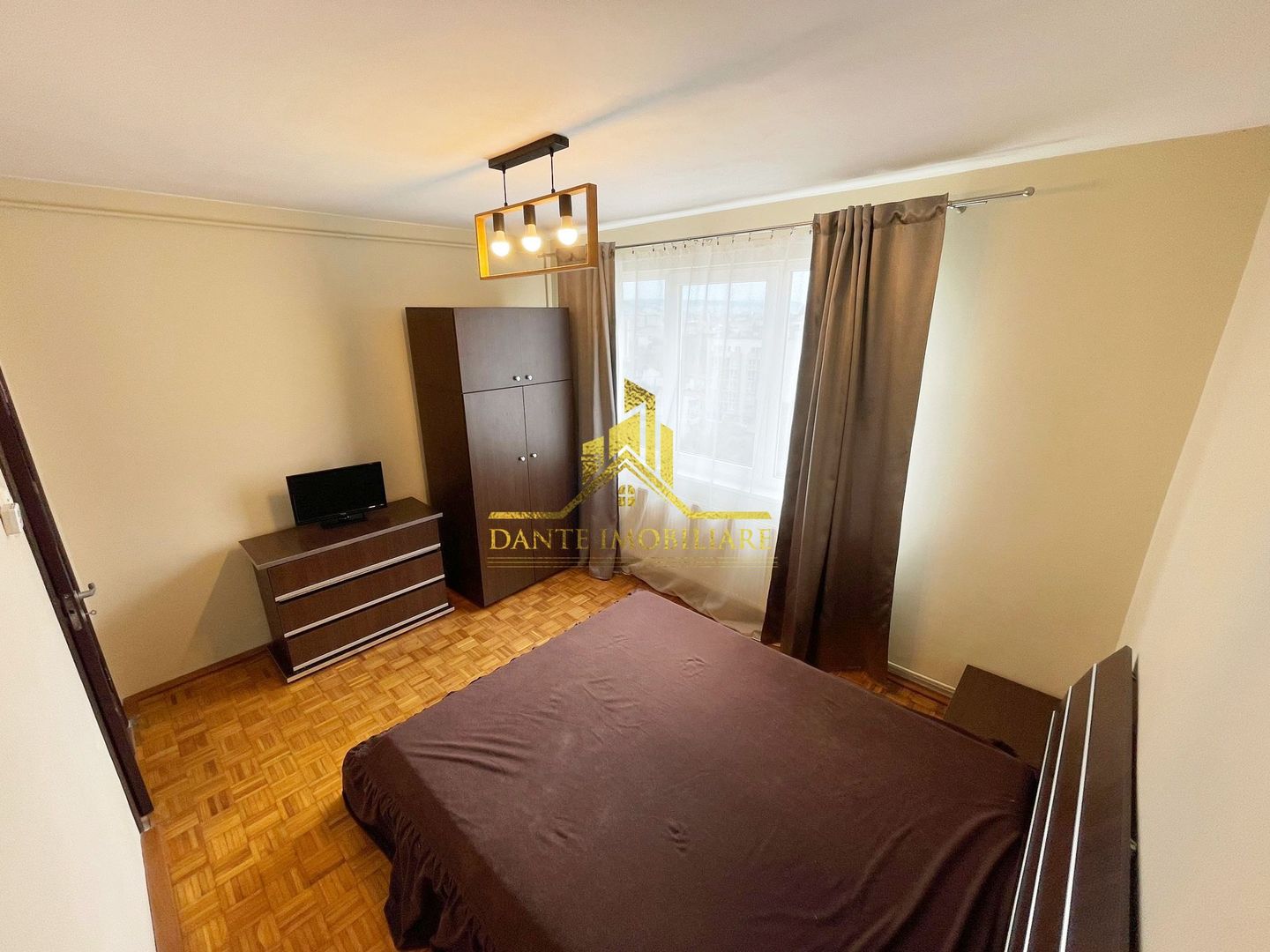 2 camere, decomandat, modern, 2 parcari, Semicentral, Piata Abator - Poză 4