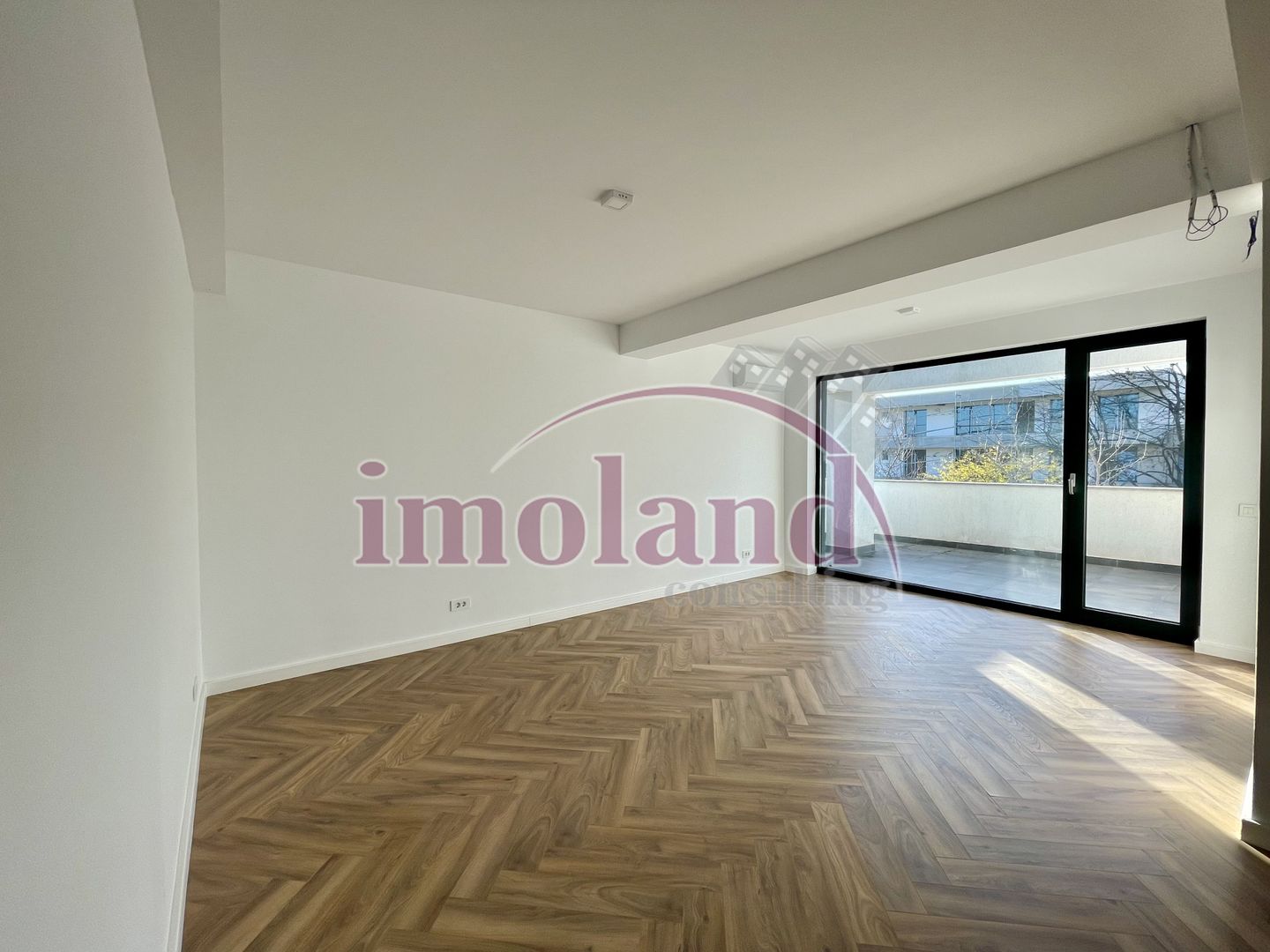 Vanzare Vila 250 mp 6 camere 4 bai, finisaje premium | Iancu Nicolae - Poză 12