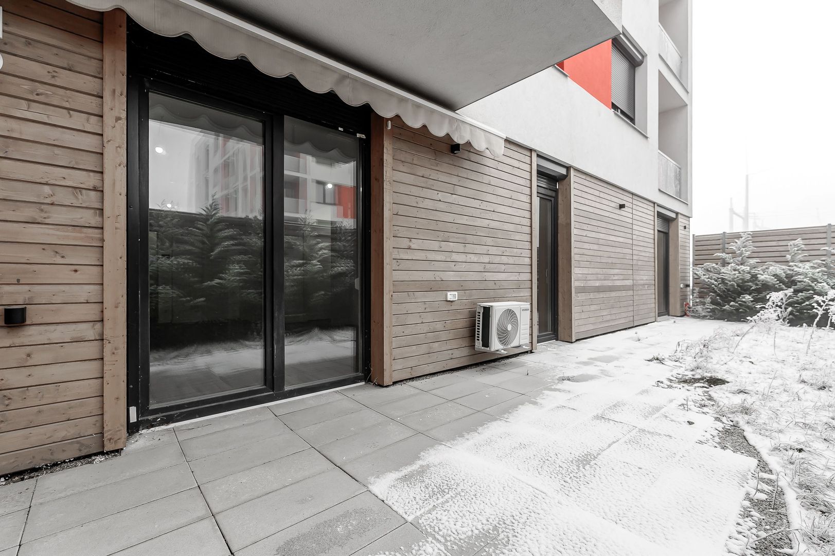 Apartament  4 camere cu gradina  Ared City  R35 - Poză 3