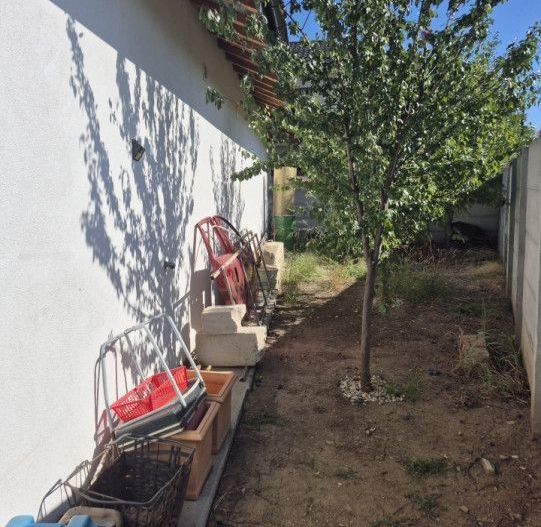 Casa individuala parter, Domnesti, zona Craitei-Foisorului. Investitie buna. - Poză 5