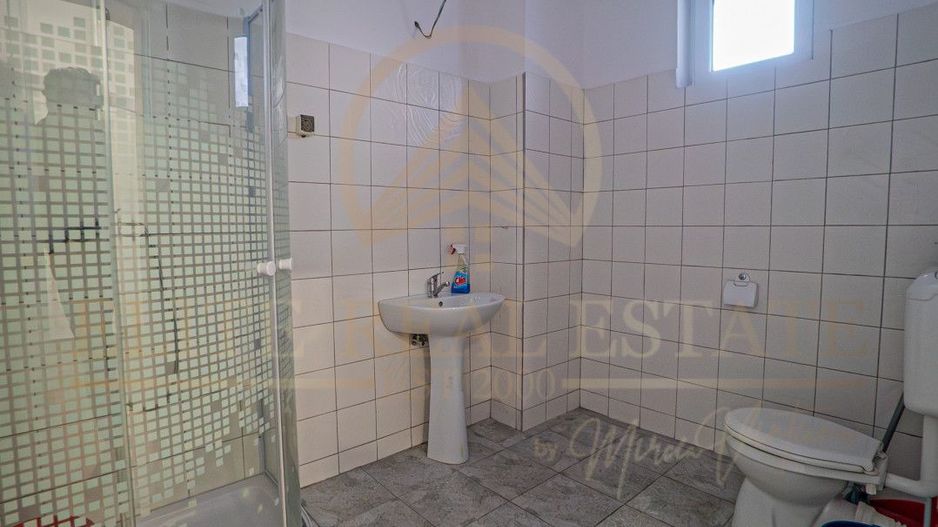 Statiunea Mamaia - Hotel Opera - Spatiu comercial. - Poză 14