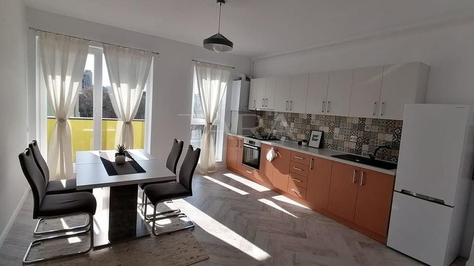 Apartament 3 camere cu parcar. Semicentral. Imobil Nou. - Poză 1