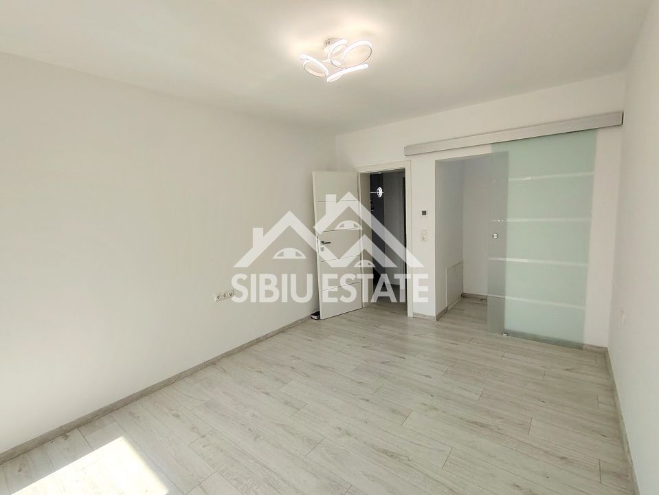 Casa noua 4 camere, garaj, pivnita Sibiu, Sura Mare - Poză 10