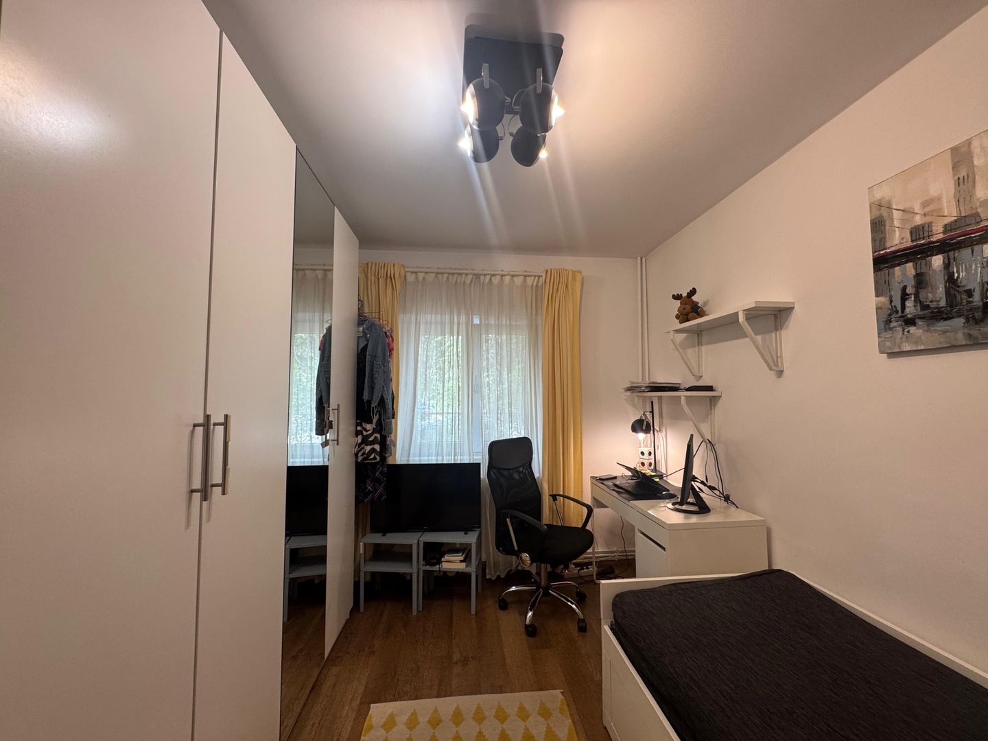 4 camere- DECOMANDAT | AVIATIEI - Poză 12