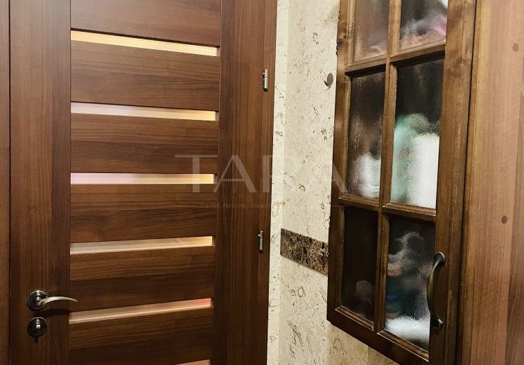Apartament 2 camere, mobilat, parcare subterană, finisaje noi. - Poză 6