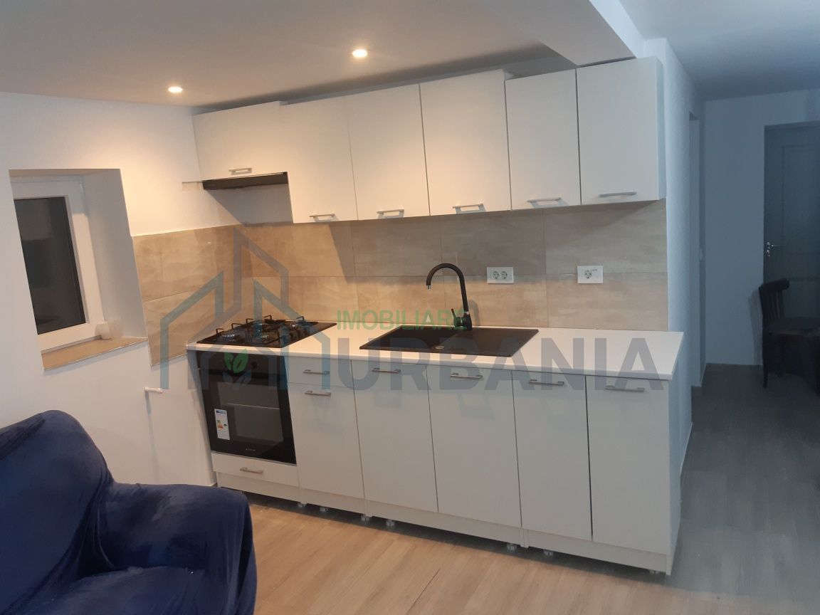 Casă complet renovată și utilată în Prisacani – 70 mp utili, teren 980 mp - Poză 2
