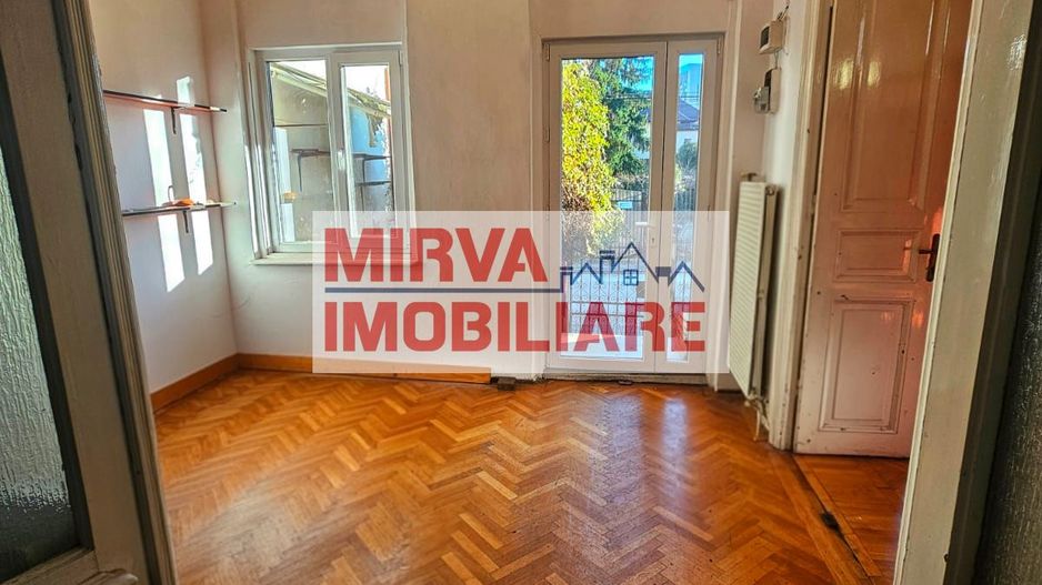 Casă cu arhitectură interbelică, 5 camere, teren 409 mp – Central - Poză 45
