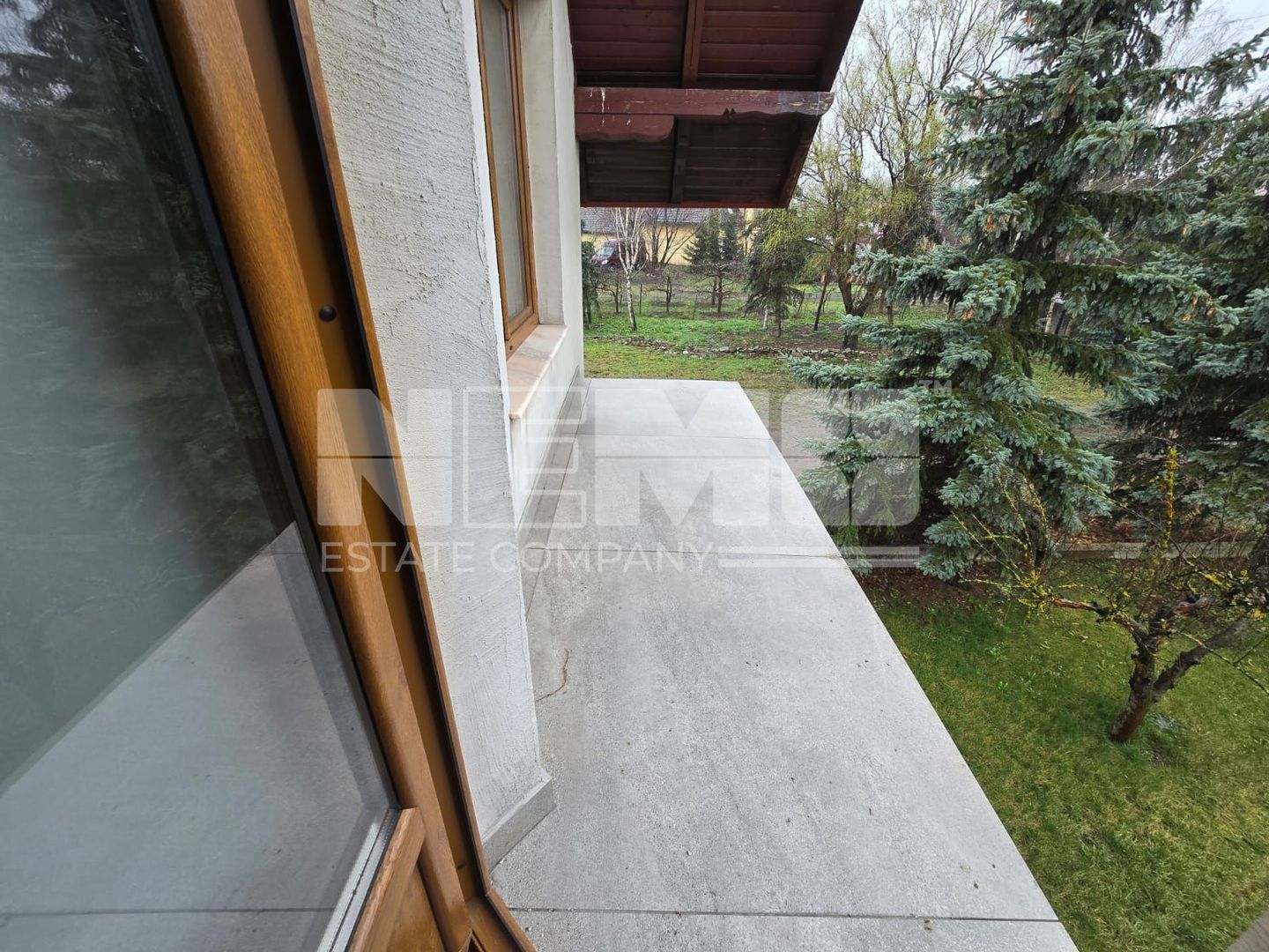 Casă spațioasă la 650000 de euro I Volovăț - Poză 18