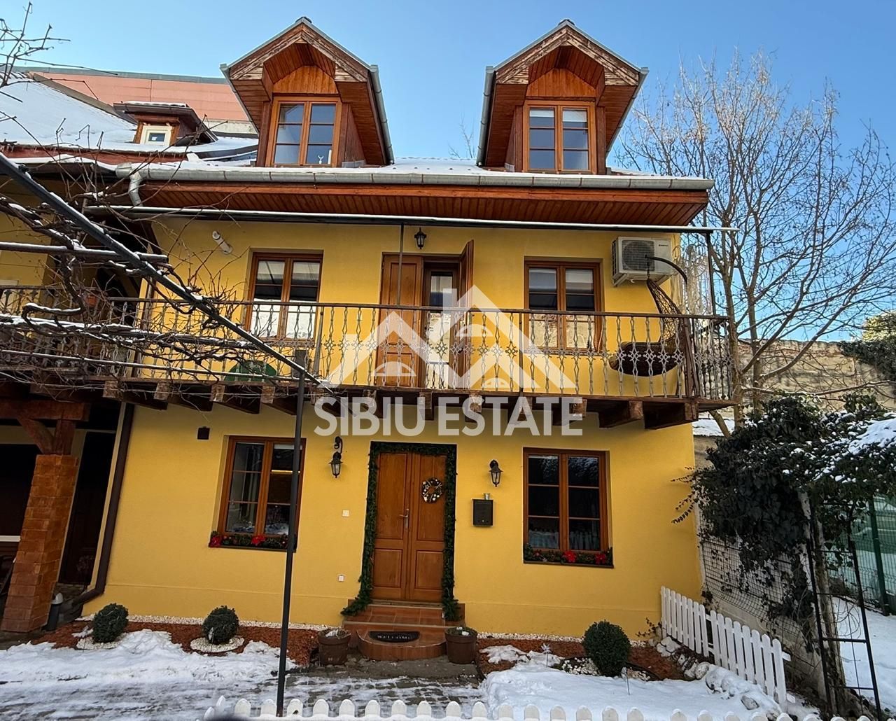 Casa de inchiriat cu 3 camere in Zona Ultracentrala - Poză 7