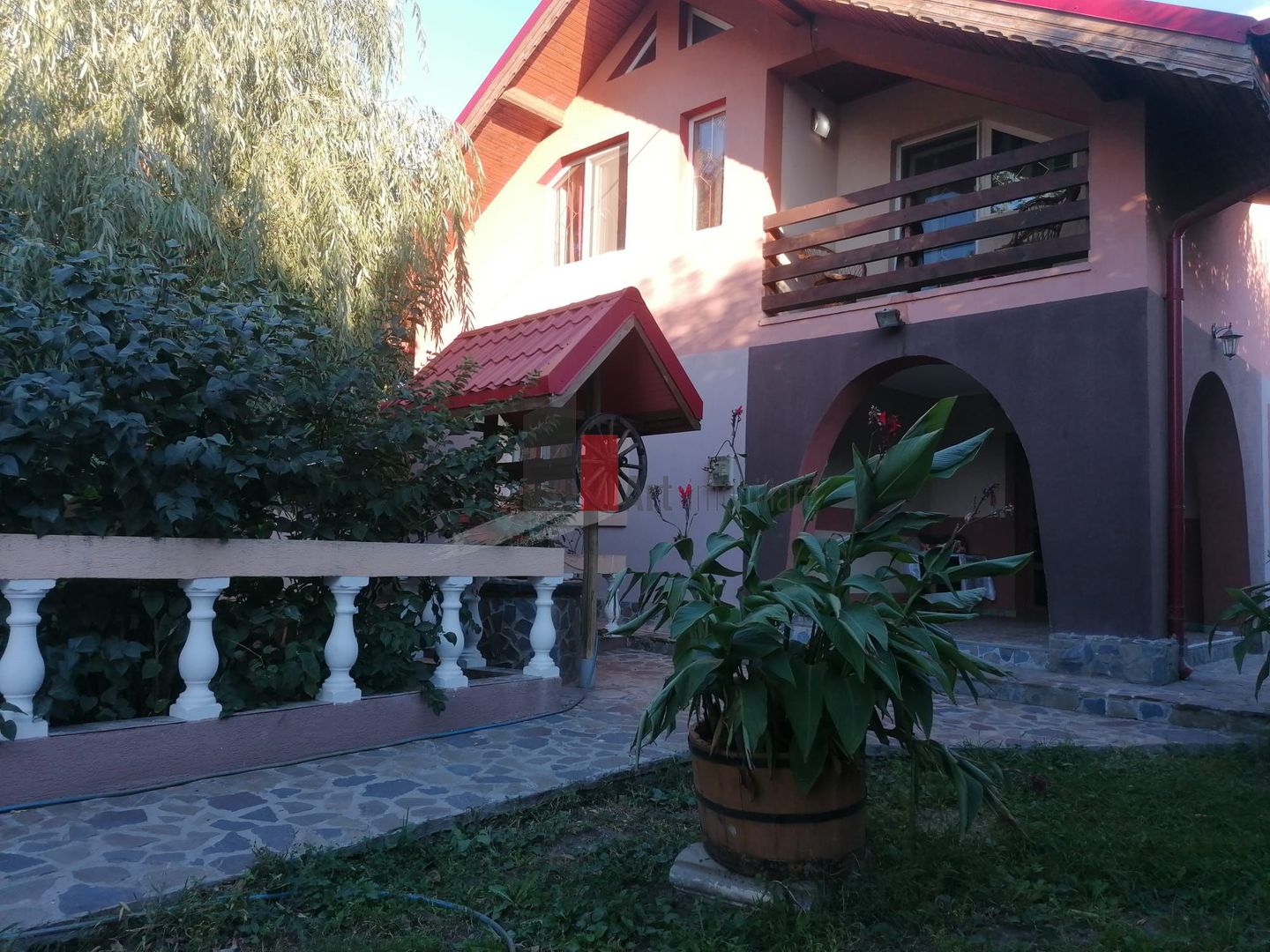 Dascalu-lfov-Vila D+P+M-5 camere-Locatie Deosebita - comision 0 - Poză 2