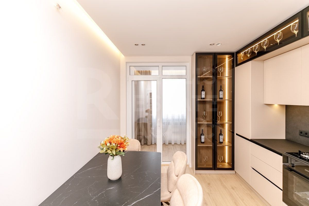 Vânzare, apartament, 2 camere, str. Vasile Lupu, Buiucani - Poză 2