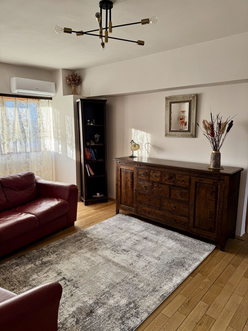 APARTAMENT SPATIOS SI LUMINOS - Poză 4