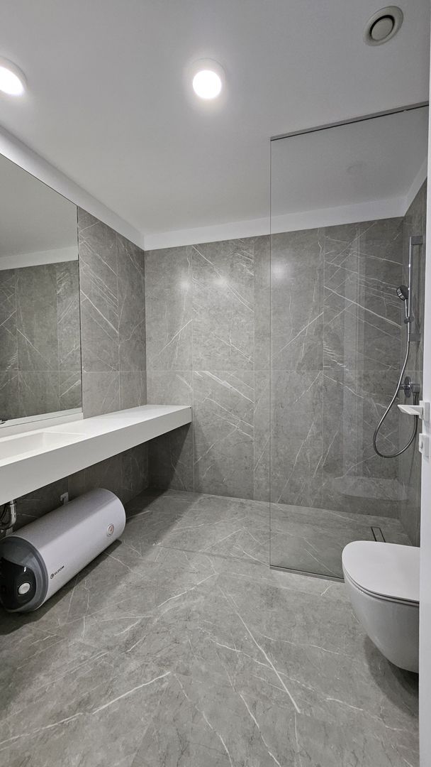 2 Camere + Parcare, terasa 60mp, One Lake Club - Poză 14