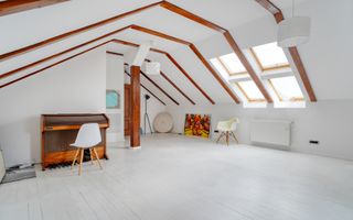 REZERVAT!!! CASA  HARMAN -COMISION 0 - Poză 39