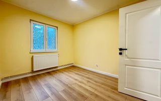 3 camere,renovat, etaj intermediar, Piața Flora - Poză 7