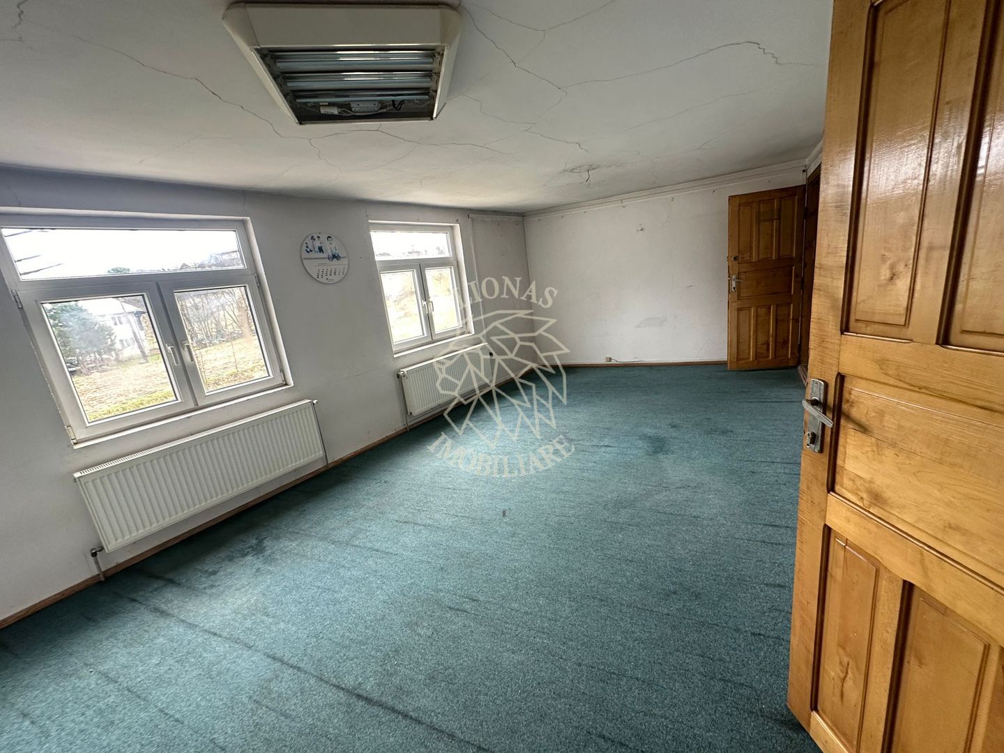 Spatiu central -ideal locuire /pensiune/cabinet/birouri- Sangeorz-Bai - Poză 5