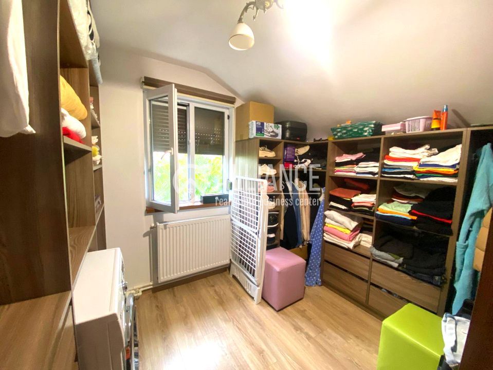 Valu lui Traian(COD 07) - Casă P+M  5 camere zona Penny - Poză 8