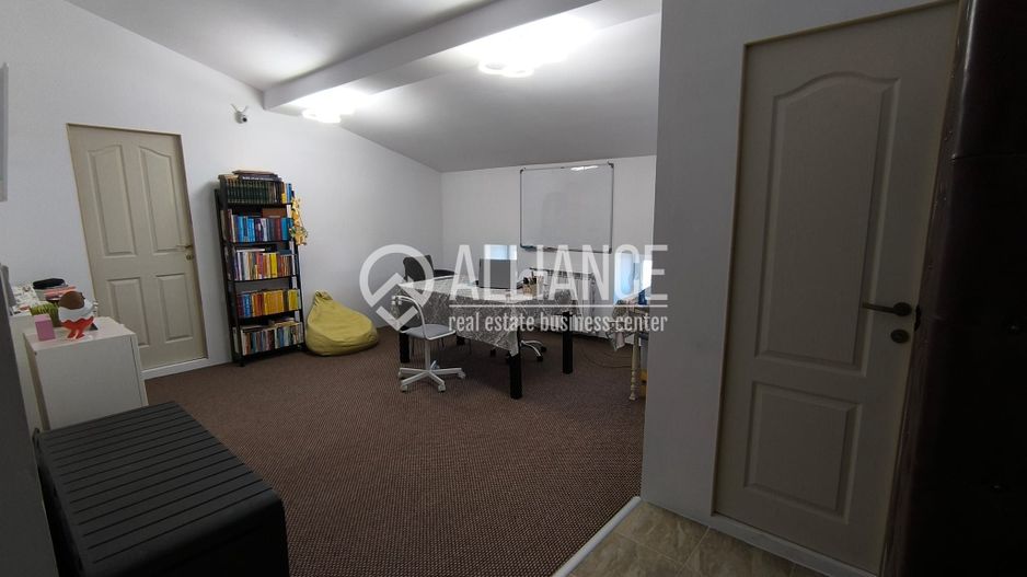 Apartament 3 Camere zona linistita ( Palas )( cod 12 ) - Poză 8