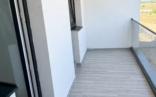5 minute Metrou Berceni - Apartament 2 camere - Parcare - Piscina - Poză 11