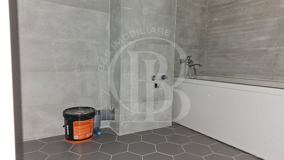 Apartament 3 camere FINALIZAT 100mp Loc parcare inclus - Poză 7