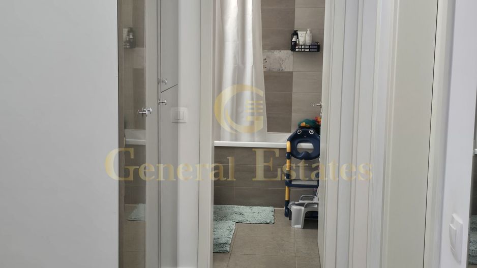 Spre vanzare - apartament 2 camere in Brasov - Poză 9