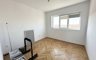 Apartament cu 3 camere | Complexul Studentesc - Poză 6