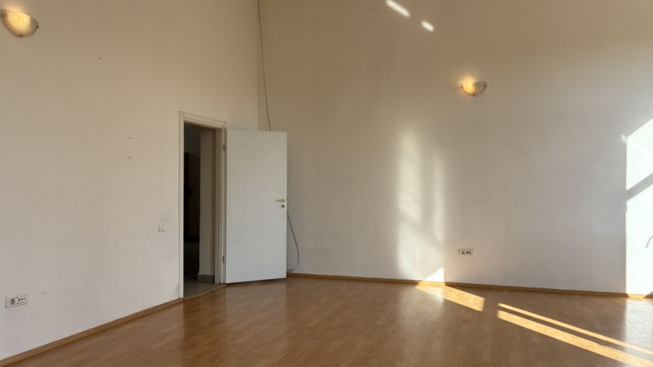 Apartamnet ultracentral de vanzare in Oradea - Poză 6