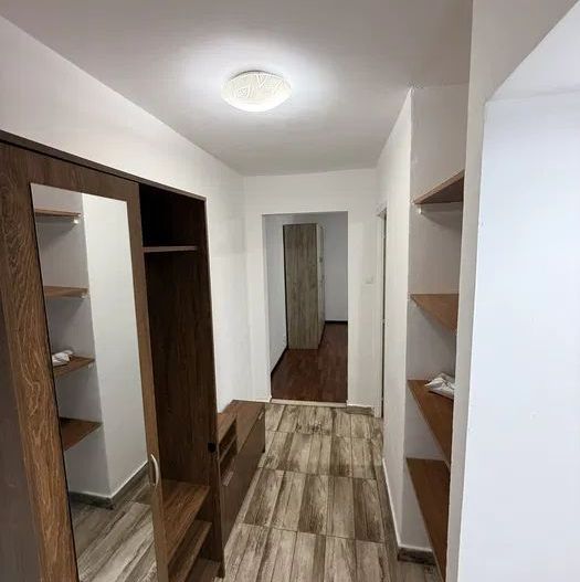 Garsonieră decomandată de închiriat | 33 mp | Centrală proprie | Zona Buziasului - Poză 2