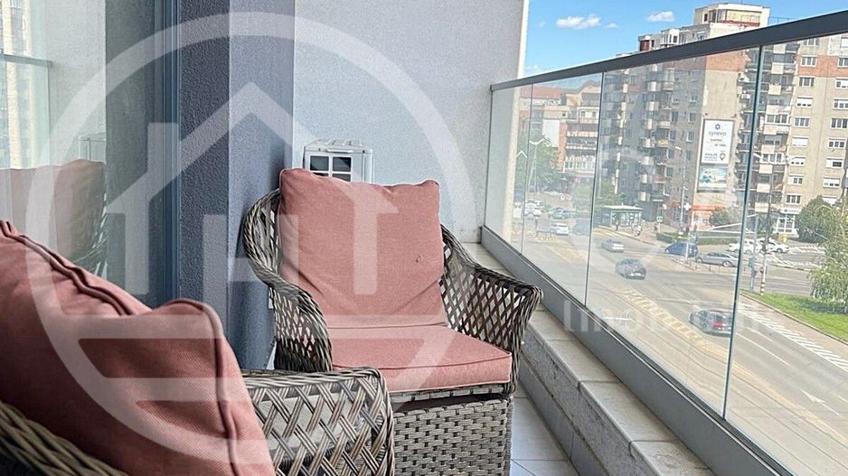 Apartament cu 3 camere de inchiriat in Prima Panorama zona Decebal, Oradea - Poză 14