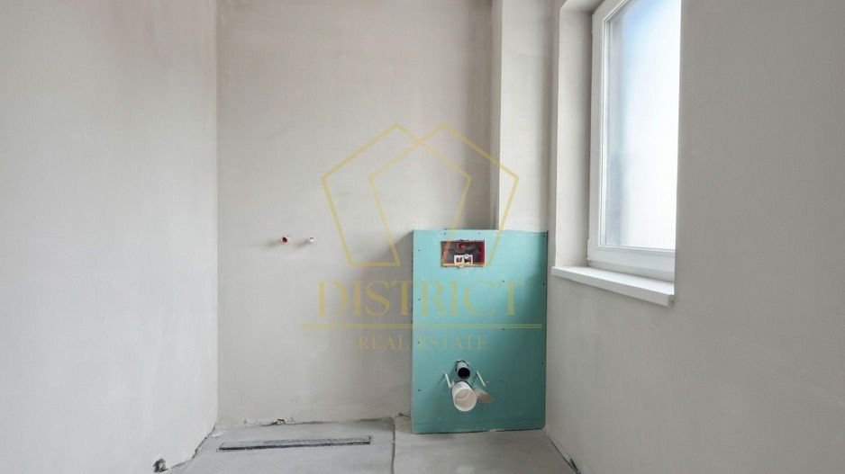 Duplex superb cu 5 camere despartit prin garaj | Dumbravita - Poză 9