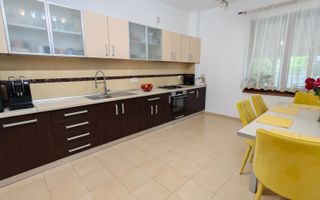 Casa spatioasa. Pretabil si pt. clinica, invatamant, camin varstnici. - Poză 7