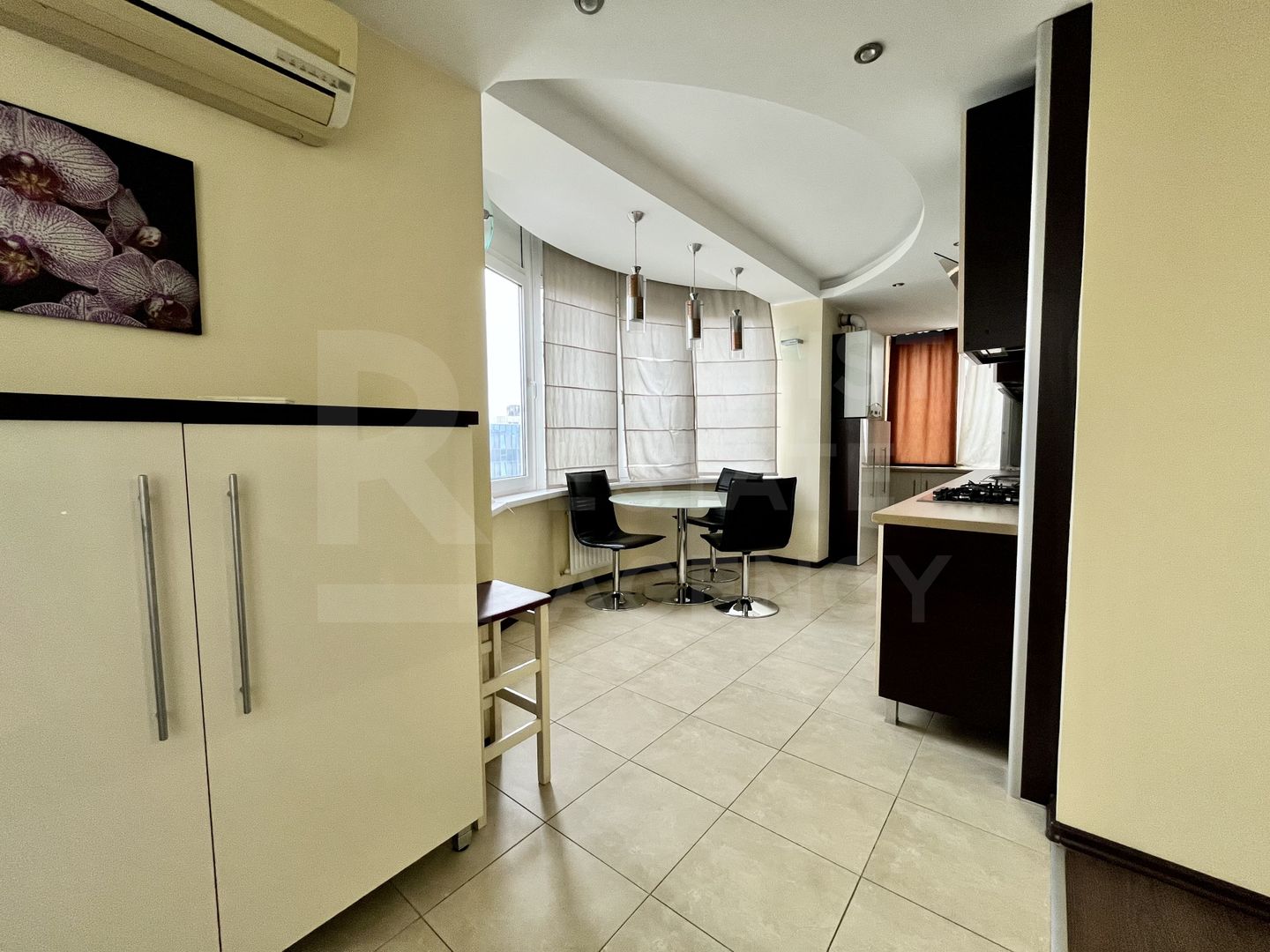 Chirie, apartament, 4 camere, str. Vasile Alecsandri, Centru - Poză 3