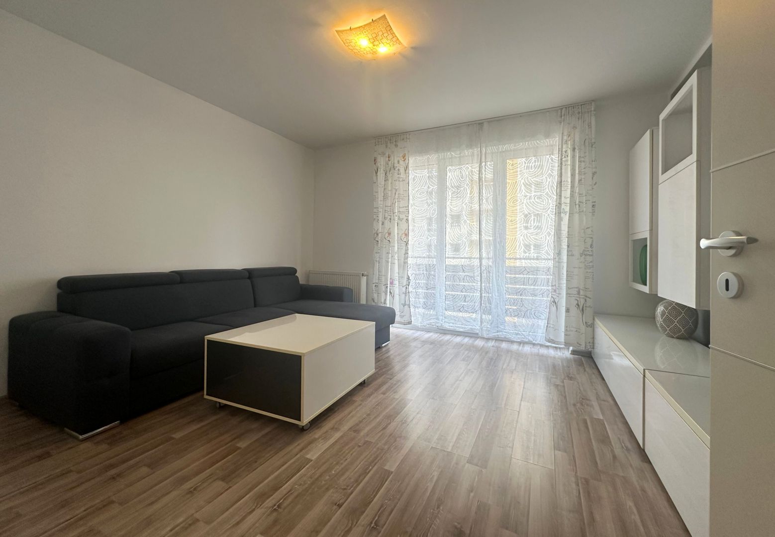 Închiriere apartament 2 camere mobilat cu parcare si boxa et 2  Avantgarden 3 - Poză 7